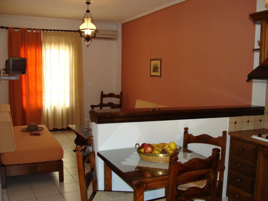 Hesperia Hotel Karlovassi Room photo